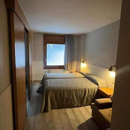 Solneu A 150 M De Pistas De Baqueira 1500 Apartment